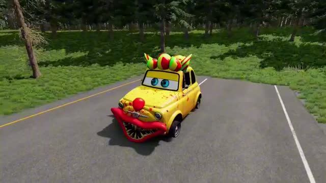 Трансформация  Большой и маленький Молнии в зомби-МакКуина! Битва в BeamNG