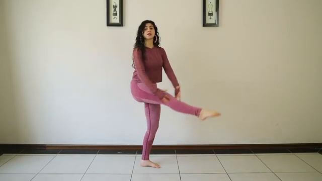 سلسلة الرقص الشرقي للمبتدئين -الدرس الثالث عشر- المشي و خطوات الاقدام في الرقص الشرقي [get-save.com]