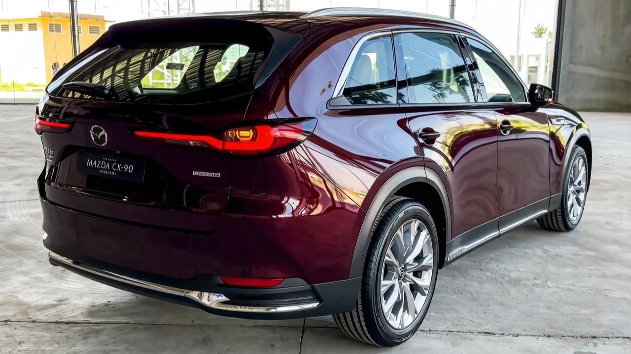 MAZDA CX-90 Turbo S 2026 года. Отличный внедорожник премиум класса. Обзор автомобилей.
