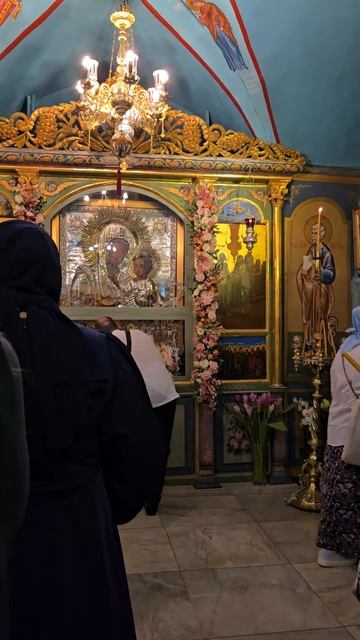 Ночная праздничная Литургия в Малой Гефсимании