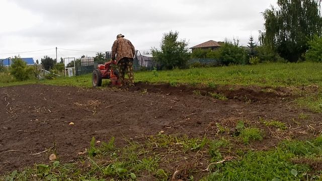 Беларусь-09 с окучником кутаиси