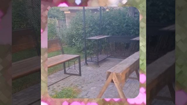 1000068038.mp4 (Собака слушает о установке стоек в северную нишу на 2-ом этаже в доме А-фрейм)
