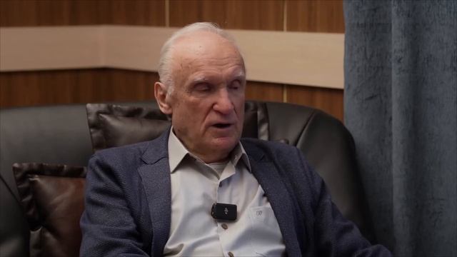 ☦ О ЧУДЕСАХ И МИРОТОЧЕНИИ ИКОН.🙏
