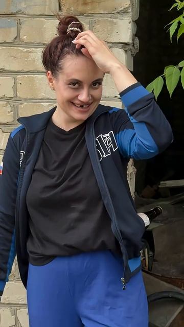 Чёткая Пацанка на районе #настяслушает #реакциянапесню