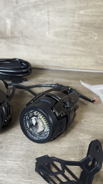 Обзор дополнительных фар на мотоцикл BMW R1200GS LED FRM-0010077