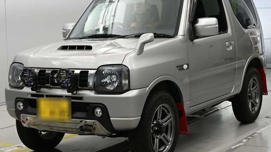 На продаже Suzuki Jimny 2014 Маленький джип
