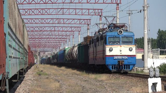 Неожиданная находка! Электровоз 2ВЛ60К-404 в качестве маневрового.