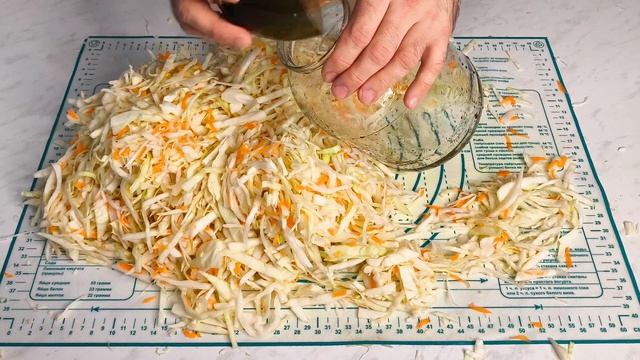 Квашеная капуста   Простой и правильный рецепт без уксуса   Хрустящая и сочная, как у бабушки.mo4