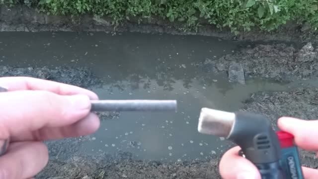 ✅ Большой 😂 топ петард в огромной 💥 дождевой воде!