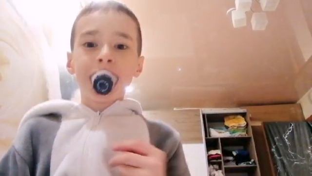 1000008813.mp4