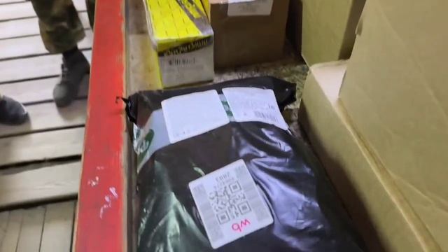 Продолжаем работать и передавать необходимое нашим защитникам от вас добрые наши и отзывчивые сердца