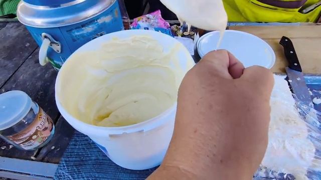 САМВЕЛ АДАМЯН, ЛЮБОВЬ КИЕВ, ИЩУ ВКУСНУЮ СМЕТАНУ НА РЫНКЕ В КАНЕВЕ..