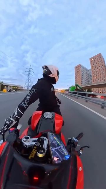 Помог Скорой 🏍️