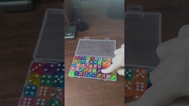 Пятнашки с цветными кубиками