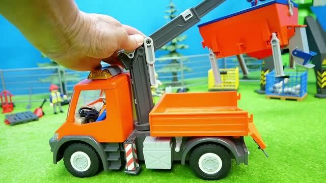 Щенячий патруль Скорая помощь Зимняя дорожная служба 🚑😊 Игрушечное видео детям