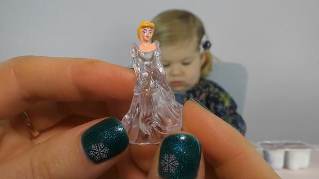 Diana Unboxes Nut Butter With Disney Princess Surprises