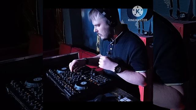 DJ Jon Makhnev - afro house mix 01Свожу попсовые треки в стиле afro house