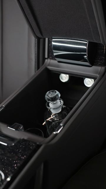 Rolls-Royce Ghost Extended Black