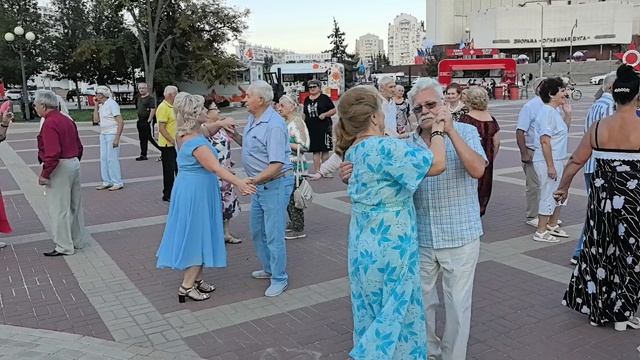 Схожу с ума от поцелуев... 23.08.26...