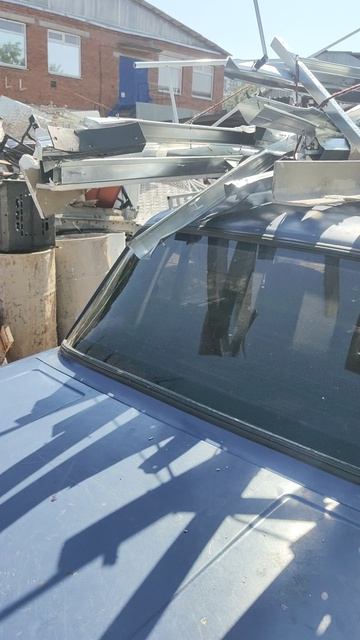 Покупка удобной обуви снова откладывается. Надо копить на оплату жилья.