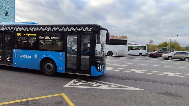 Автобус ЛиАЗ 5292 борт 8450888 маршрут 310