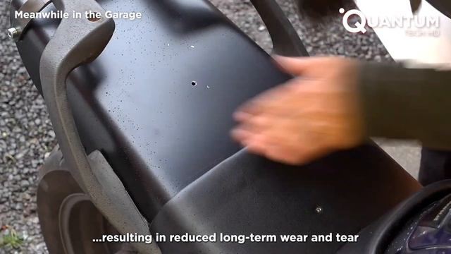 Мужчина строит потрясающий футуристический мотоцикл из старого Honda | От начала до конца @Meanwhile
