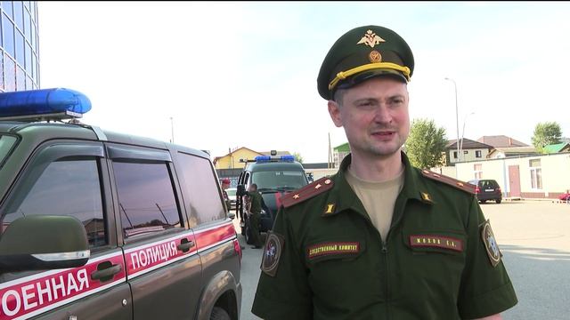 Силовики проверили соблюдение воинского учета в местах скопления людей в Тюмени