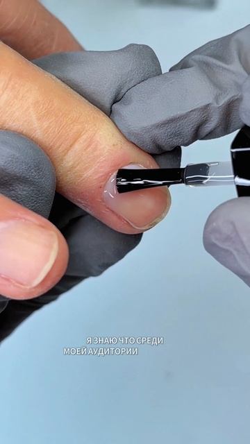 дочь привела маму на маникюр 💅🏼 а ваши мамы регулярно ходят на бьюти процедуры? и какие?