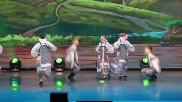 Летят утки, два гуся