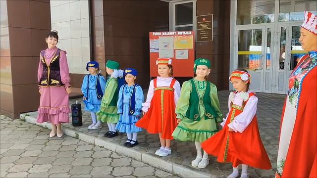 Бүген районда мәгариф хезмәткәрләренең август киңәшмәсе узды.