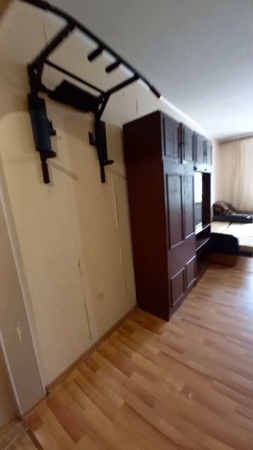 Студия. 
В.Высоцкого д.62, до Метро Золотая нива 20 - 25 минут на транспорте