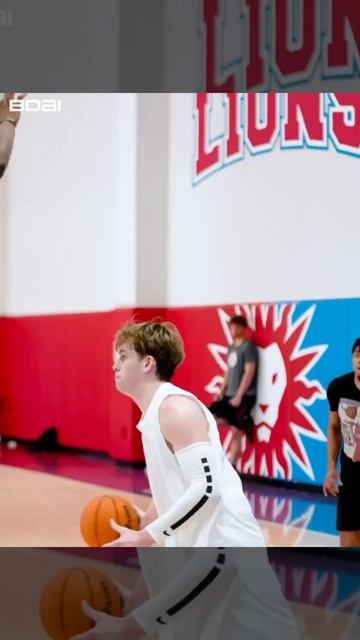 Илья Ермаков передает привет!🫂 #синергия #баскетбол #спорт #basketball #sport