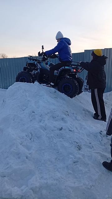 снежный