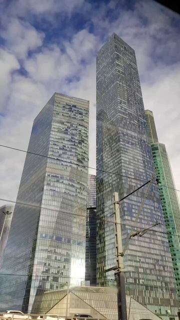 СЛАВА БОГУ! НЕ КАЖДЫЙ ДЕНЬ ТАК