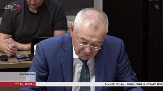 Борис Джанаев провёл заседание комиссии по бюджетным проектировкам на 2027–2029 годы