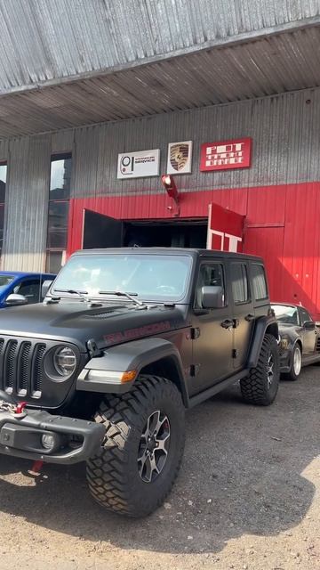 Рабочие будни #12 #автосервис #wrangler #jeepwrangler #offroad #jaguar #jeep #short #shorts #porsche