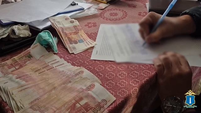 При силовой поддержке Росгвардии задержаны подозреваемые в хищении почти двух миллионов рублей