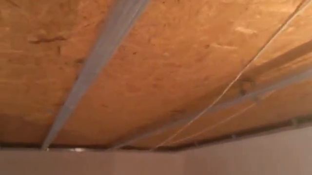 Процесс изготовления Гипсокартонного парящего потолка со скрытым освещением светодиодной лентой
