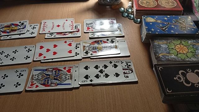 ЧТО ОН ДУМАЕТ О ВАС РЯДОМ С ДРУГОЙ 🤔