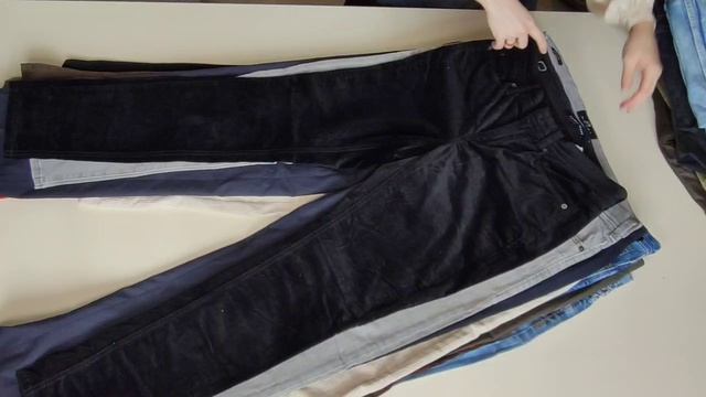 Лот 1080 Брюки м_ж Италия КРЕМ 1160р_кг 13кг 25ед