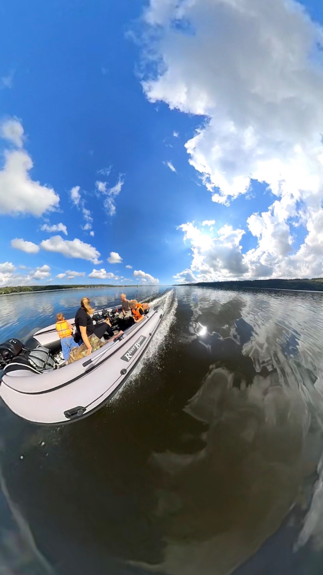 Riverboats 430 фальш борт с мотором Hangkai 9.9 Plus
