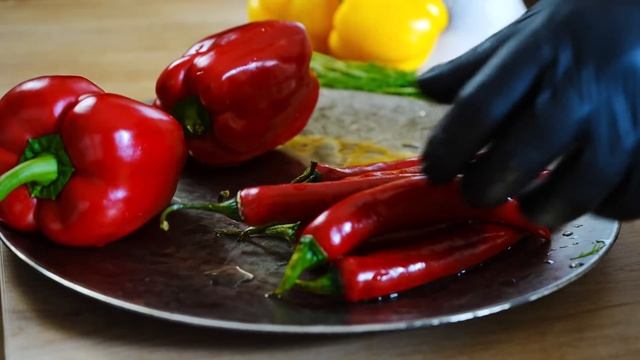Маринованный перец на зиму. Самая простая и легкая заготовка.mp4