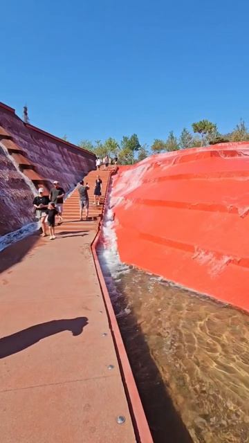 Амфитеатр воды ( Каньон) Парк Галицкого