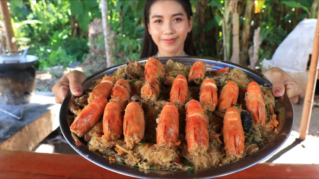 Как приготовить жаркое из лапши с креветками# рецепт