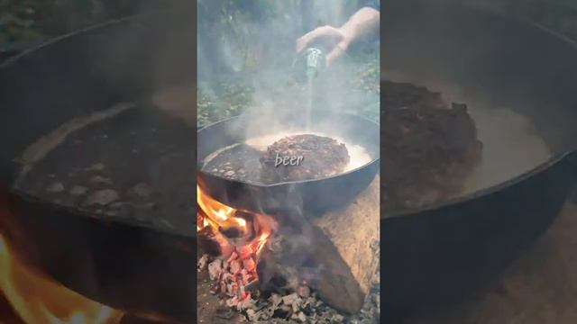 Тройной мясной бургер из ирландского леса