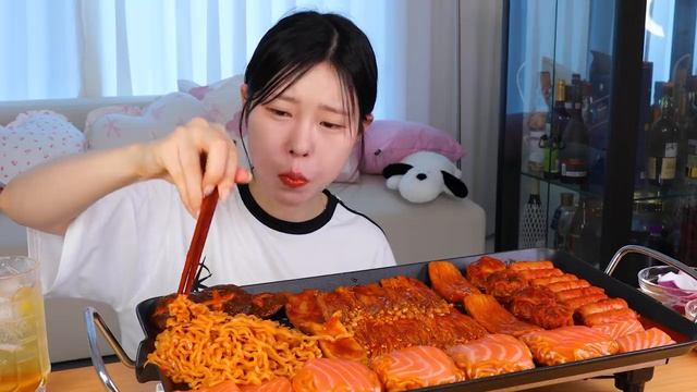 ASMR Мукбанг