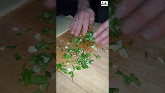 ASMR Куриное карри и хлеб наан