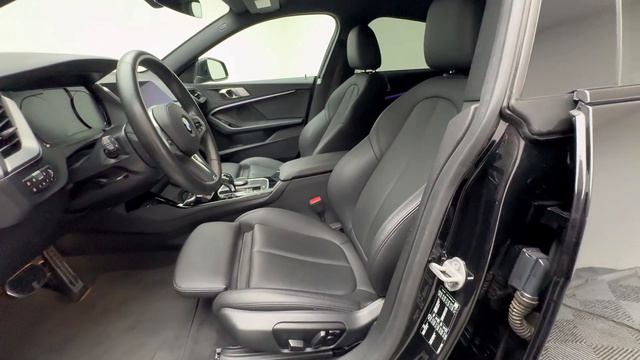 BMW 218i, 2020