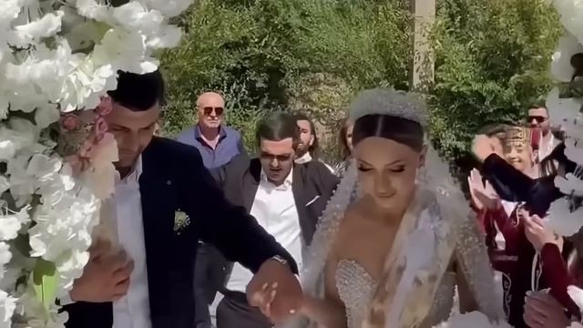 Армянская свадьба уровня люкс: Ереван впечатляет
