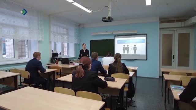 «С переходом на новую систему оплаты труда зарплаты учителей должны увеличиться!» - такую задачу пос
